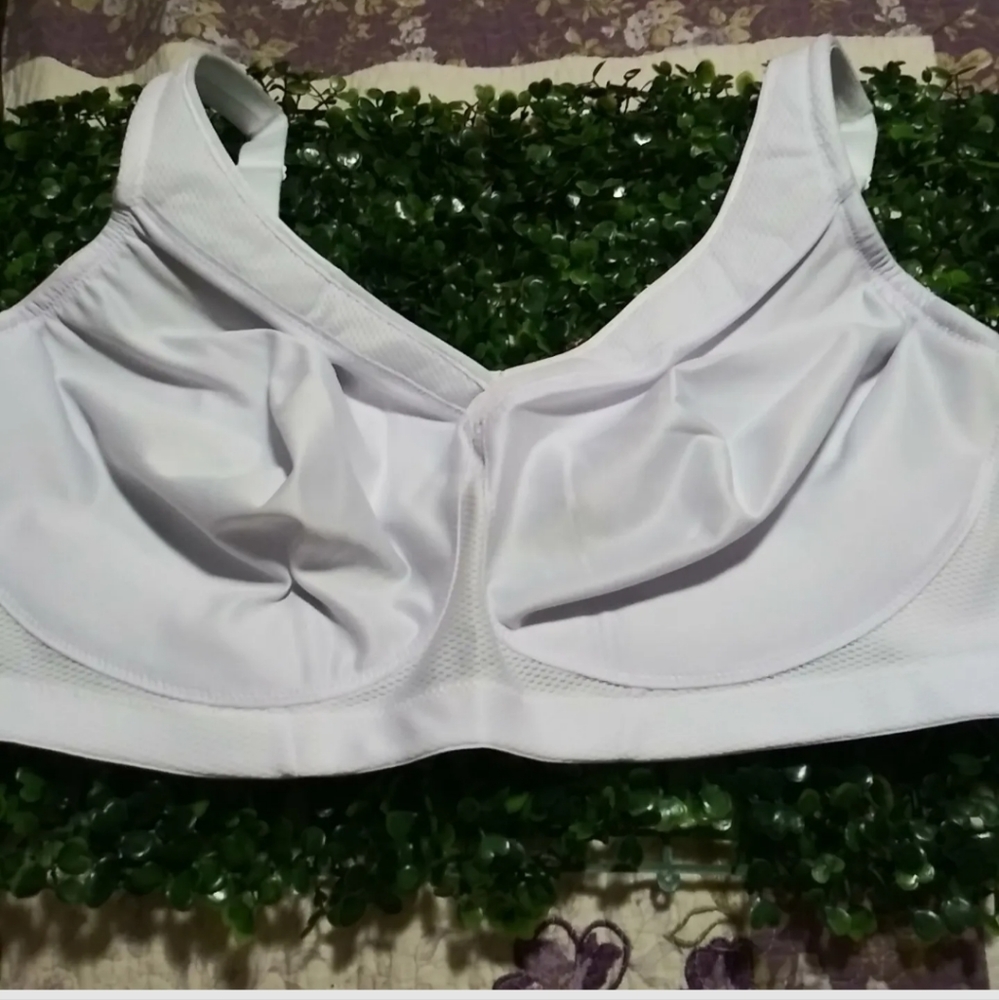 Glamorise Women's 50B Magic Lift Seamless Wireless Sport Bra 1006 White. Nwot - Picture 2 of 6